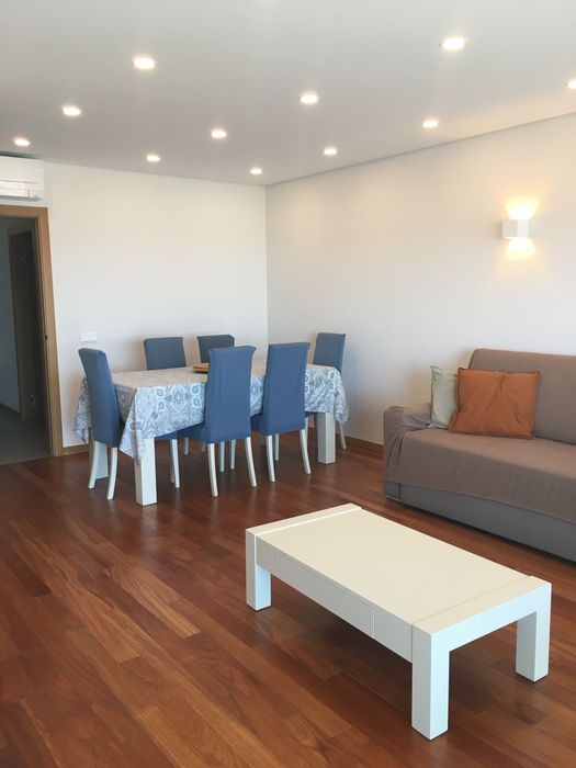Alugo T2 vista mar com garagem  Monte Gordo