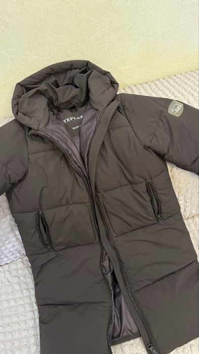 Зимовий пуховик на дівчинку