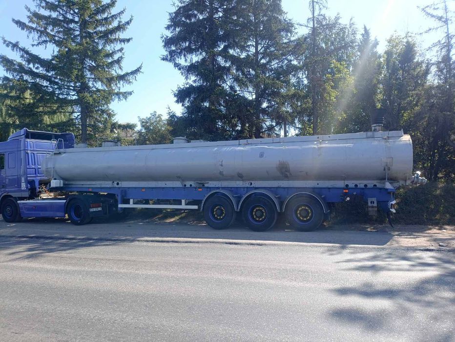 продам цистерну 28 кубів