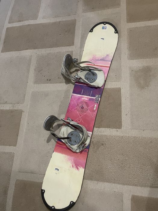 Сноуборд з ботинками