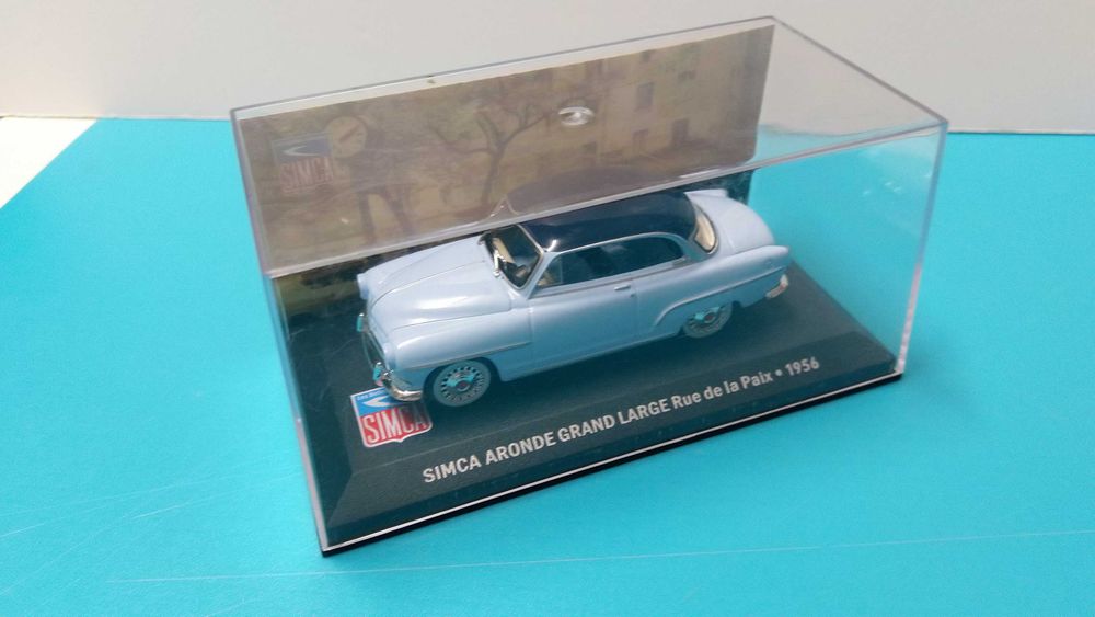 Simca Aronde Grand Large (1956) - Miniatura IXO/Altaya à escala 1/43