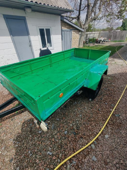 Причеп вантажний, мощний