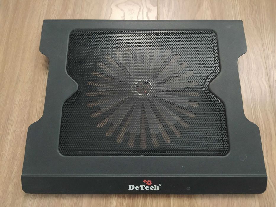 Охолоджувальна підставка DeTech DX-004