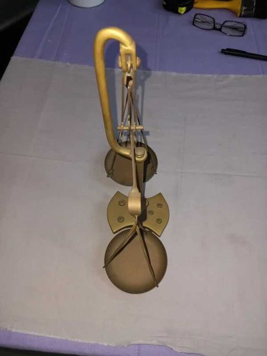 Balança metal bom estado