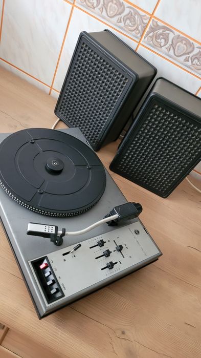 Gramofon Unitra Fonica HGS – kompaktowy klasyk z 1984 roku