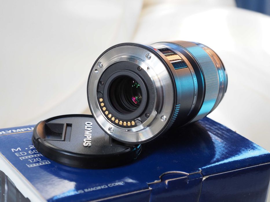 Obiektyw Olympus M.ZUIKO DIGITAL ED 60mm F2.8 Macro czarny