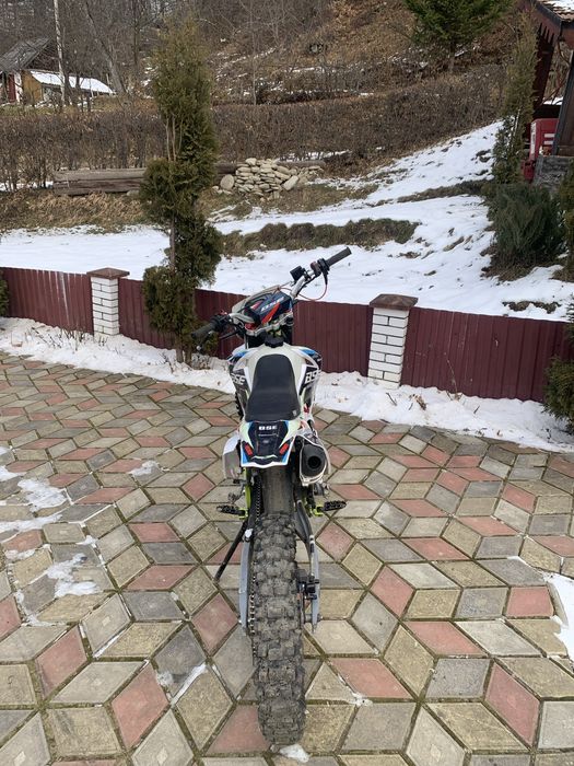 Продам BSE J3D 250/2024 року