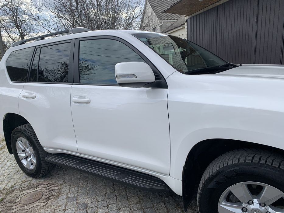 LAND cruiser  prado 150