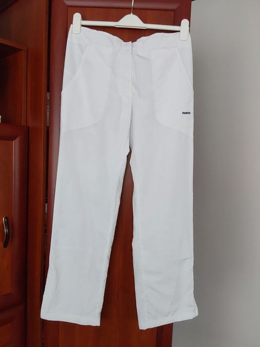 Spodnie  Reebok  Nowy