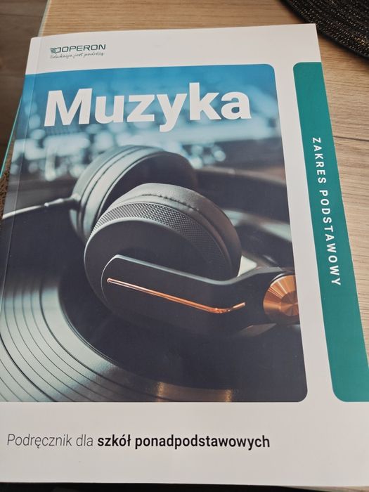 Muzyka podręcznik. Operon.