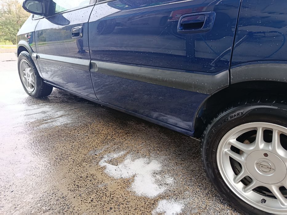 Zafira 2004 1.8 benzyna