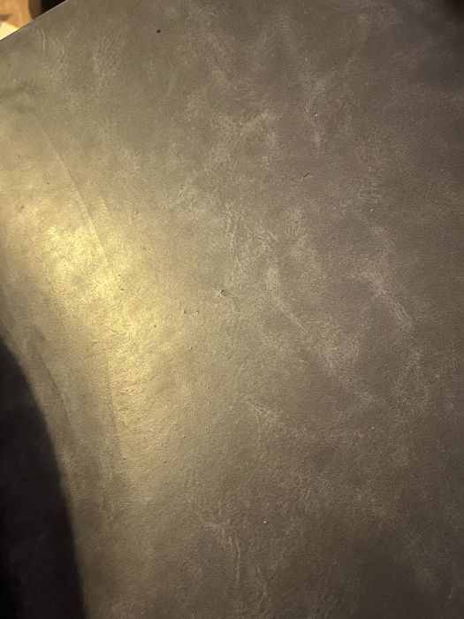 Krzesło szare do jadalni czarne metalowe nóżki soho style