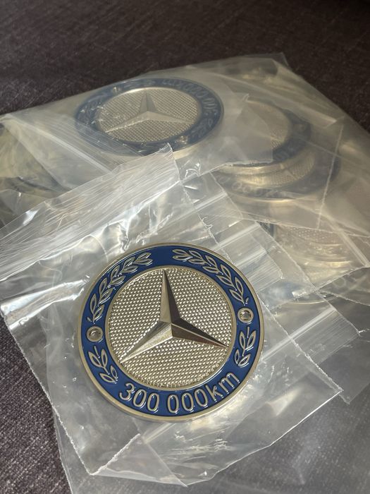 Simbolo mercedes 55mm 300mil kms