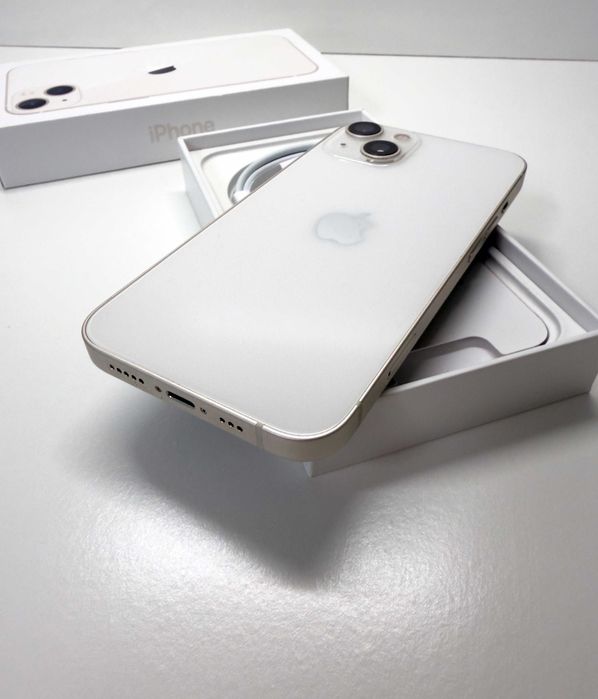Apple iPhone 13・256GB・Luz das estrelas (Factura e Garantia)