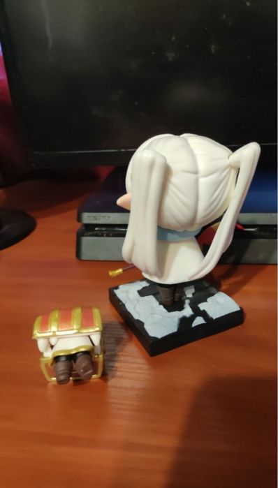 Аніме фігурка Frieren з аксесуарами