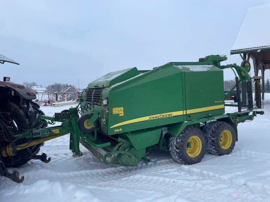 Prasoowijarka John deere 744 Premium Claas McHale
