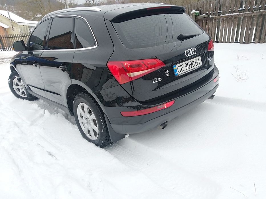 Продам ауді Q5 2010 року