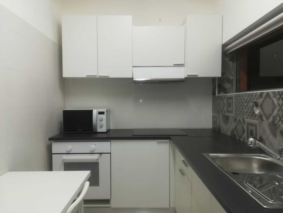 Quarto em Santa Clara e Castelo Viegas, Coimbra