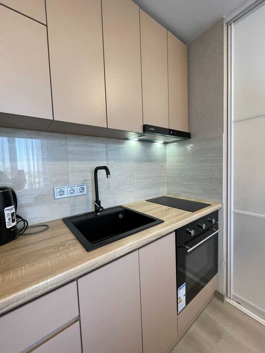 Продам 1к. квартиру ЖК Оберег проспект Б.Хмельницкого 229