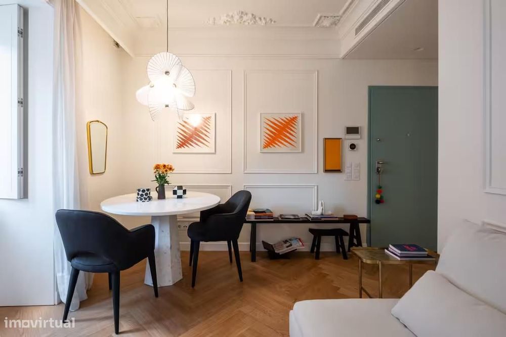 Apartamento T1 com estacionamento, Estrela, Lisboa