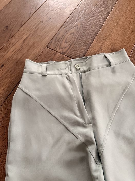Stylowe spodnie cargo w kolorze pistacjowym