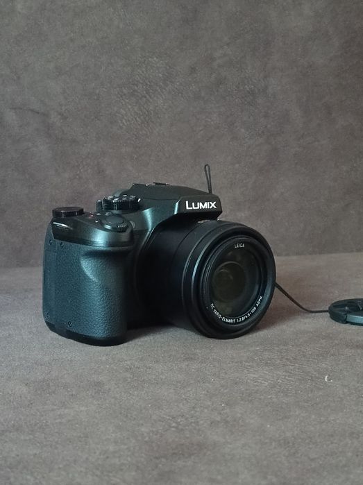 ЦІНУ ЗНИЖЕНО! Продам фотоапарат Panasonic Lumix FZ300