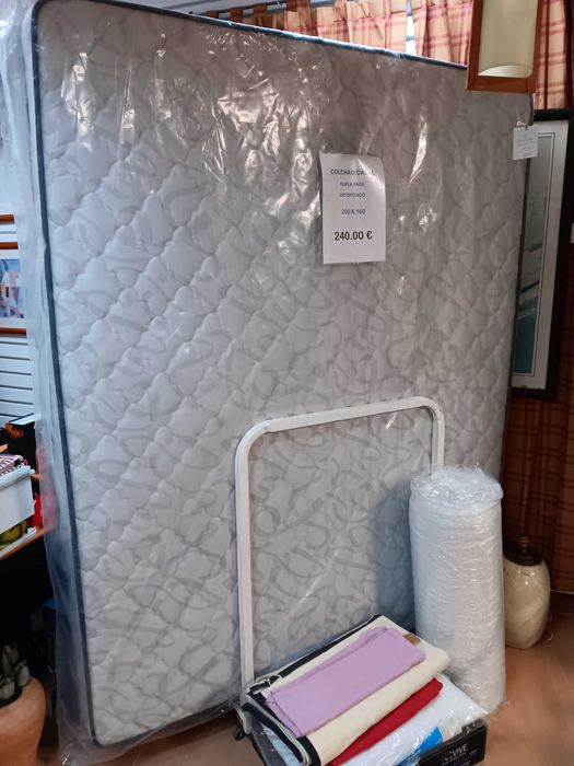 Colchão de casal 200 x 160, NOVO