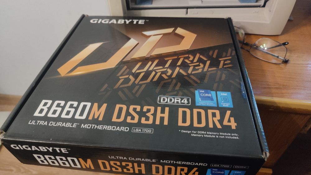 Материнская плата lga1700 Gigabyte b660m ds3h ddr4