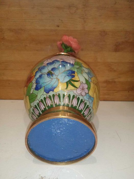 Китайских ваз  клуазонне