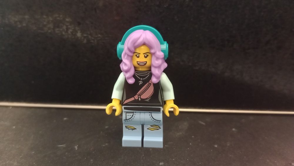 Figurka LEGO Hidden Side - Parker