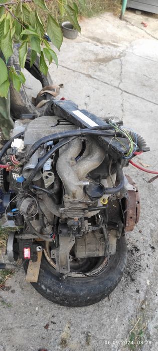 Двигун BMW в зборі  2.0 бензин.точно не знаю модель.диаіться на фото