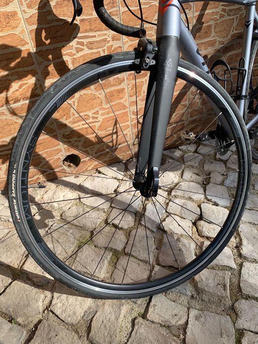 Bicicicleta estrada Vitoria race RS04