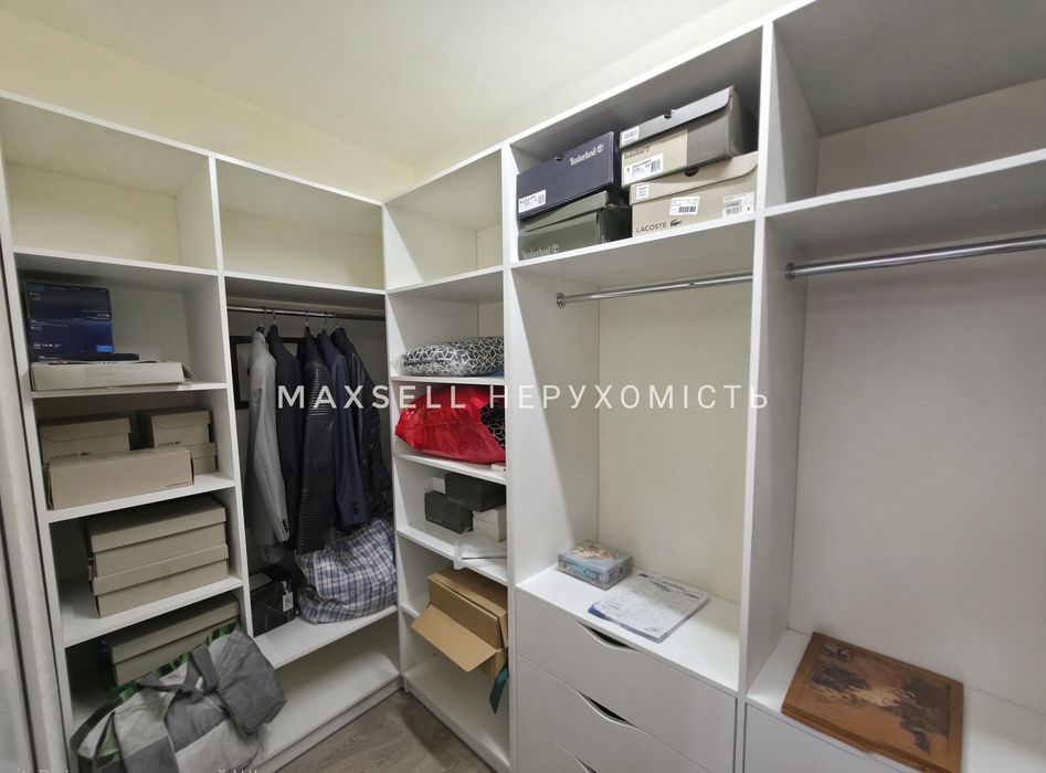 Продам 2-рівневу квартиру в елітній новобудові в центрі міста