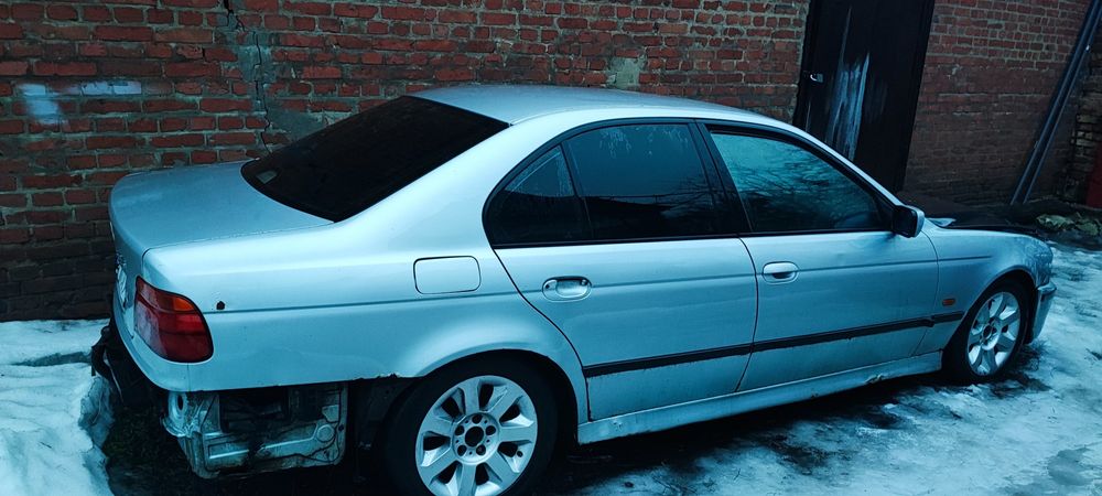 БМВ е39 525 tds 143 л.с.