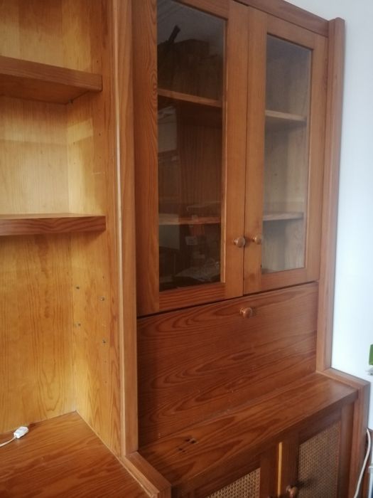 Móvel Pinho Maciço 3 mt vendo por unidade 60 eur