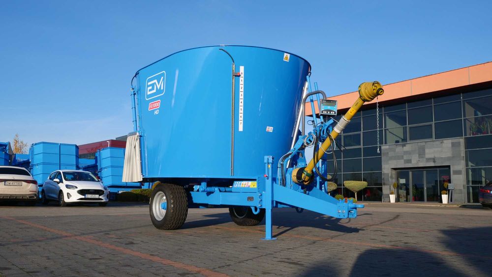 Wóz paszowy EUROMILK RINO FX 1000 HD [10m3]