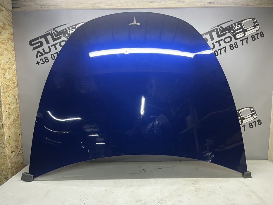 Капот Tesla Model Y