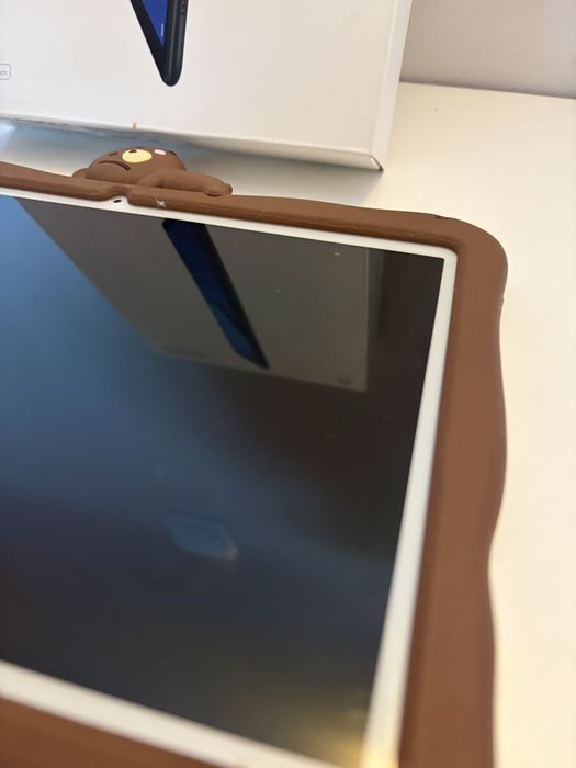 Tablet huawei t5 z etui