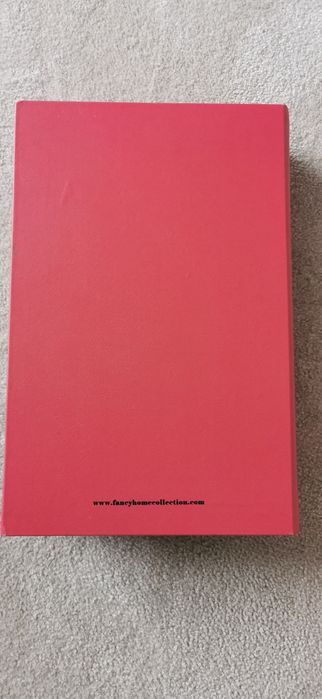 Caixa em forma de livro