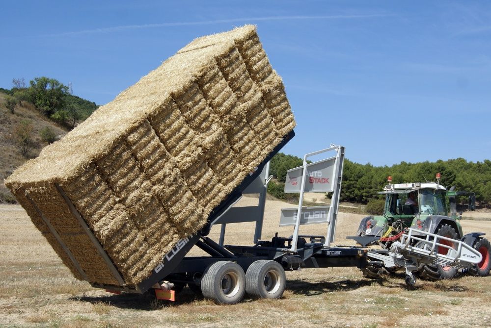 Самопогрузчик для тюков Arcusin AutoStack XP, Автонавантажувач