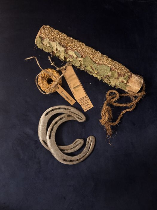 Naturalny gryzak dla koni. 2 sztuki. Recznie robiony. Bez cukru.