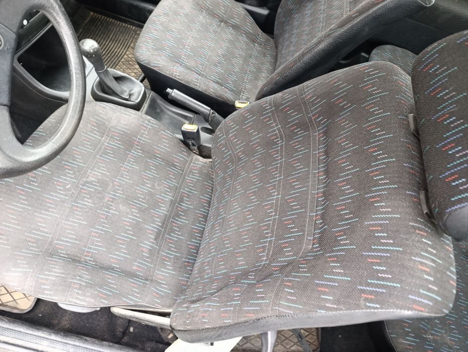 Wnętrze fotele kanapa volkswagen golf 3 grzane fotele