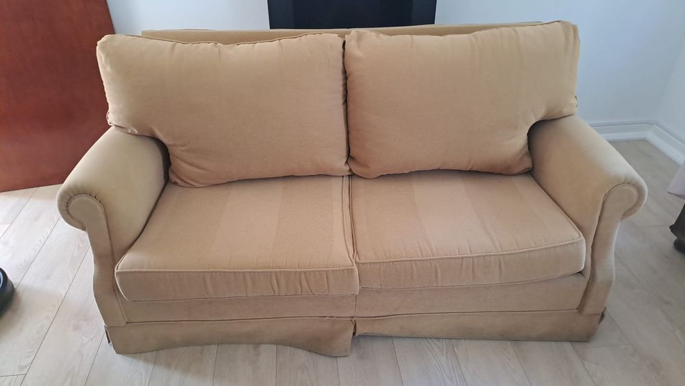Vendo sofá usado