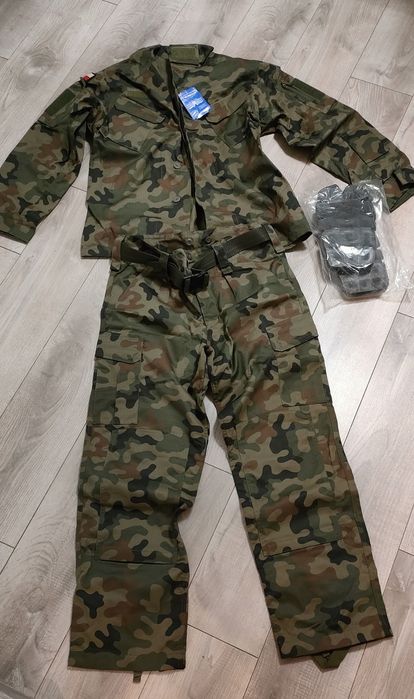 Ubranie moro, mundur