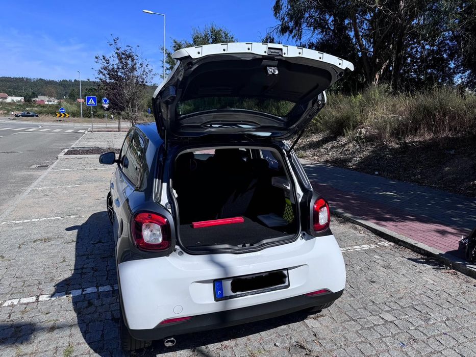Carro Smart forfour