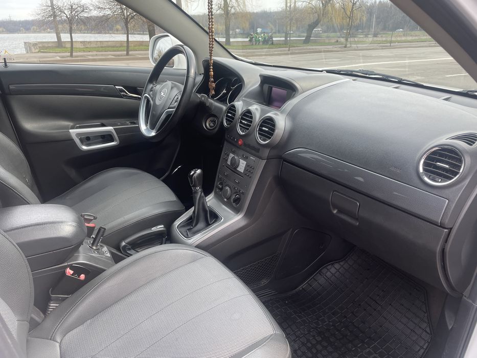 Опель Антара 2010 2.0 TD 4WD