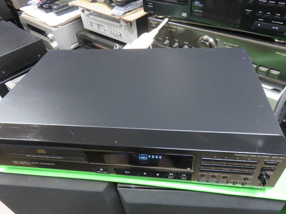 CD Sony Compact CDP-497