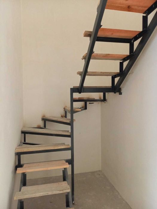 (5) Продам будинок в Зарванцях 9793