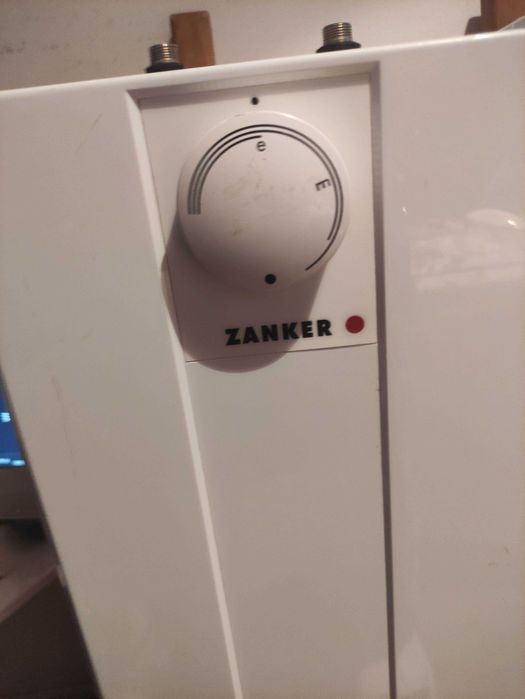 Acumulador elétrico agua Zanker e Thermo Flow