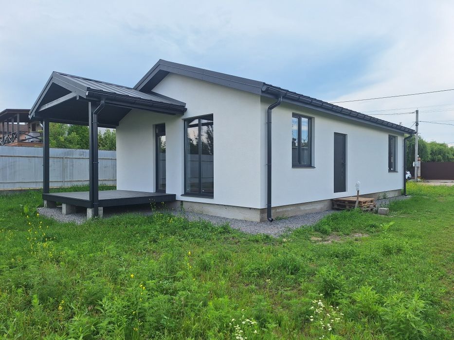 Будинок 85 м + тераса + комунікації на 5 сотках в м.Бориспіль